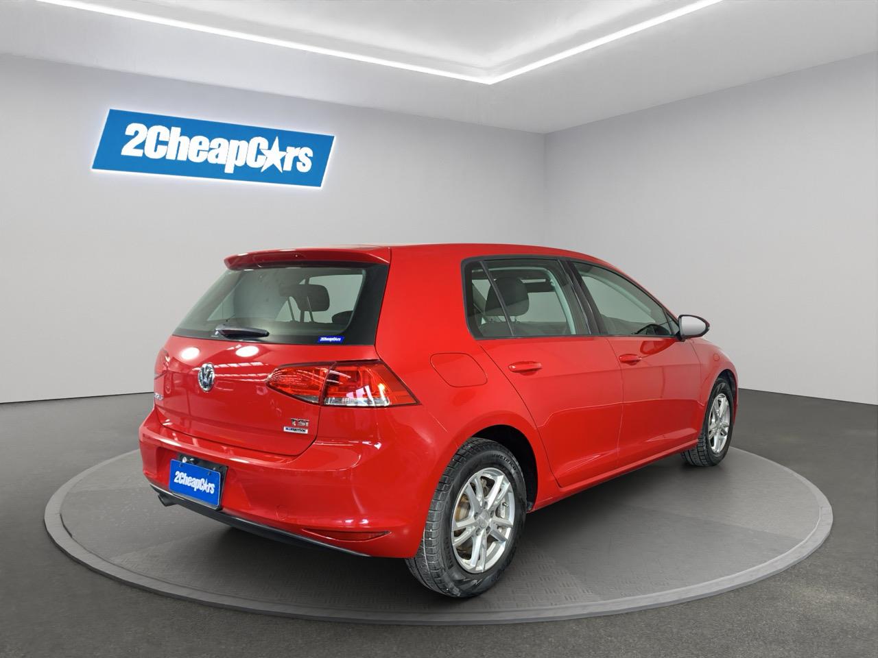 2015 Volkswagen Golf TSI Comfortline Premium Editio Hatchback LOW KM + REVERSING CAMERA