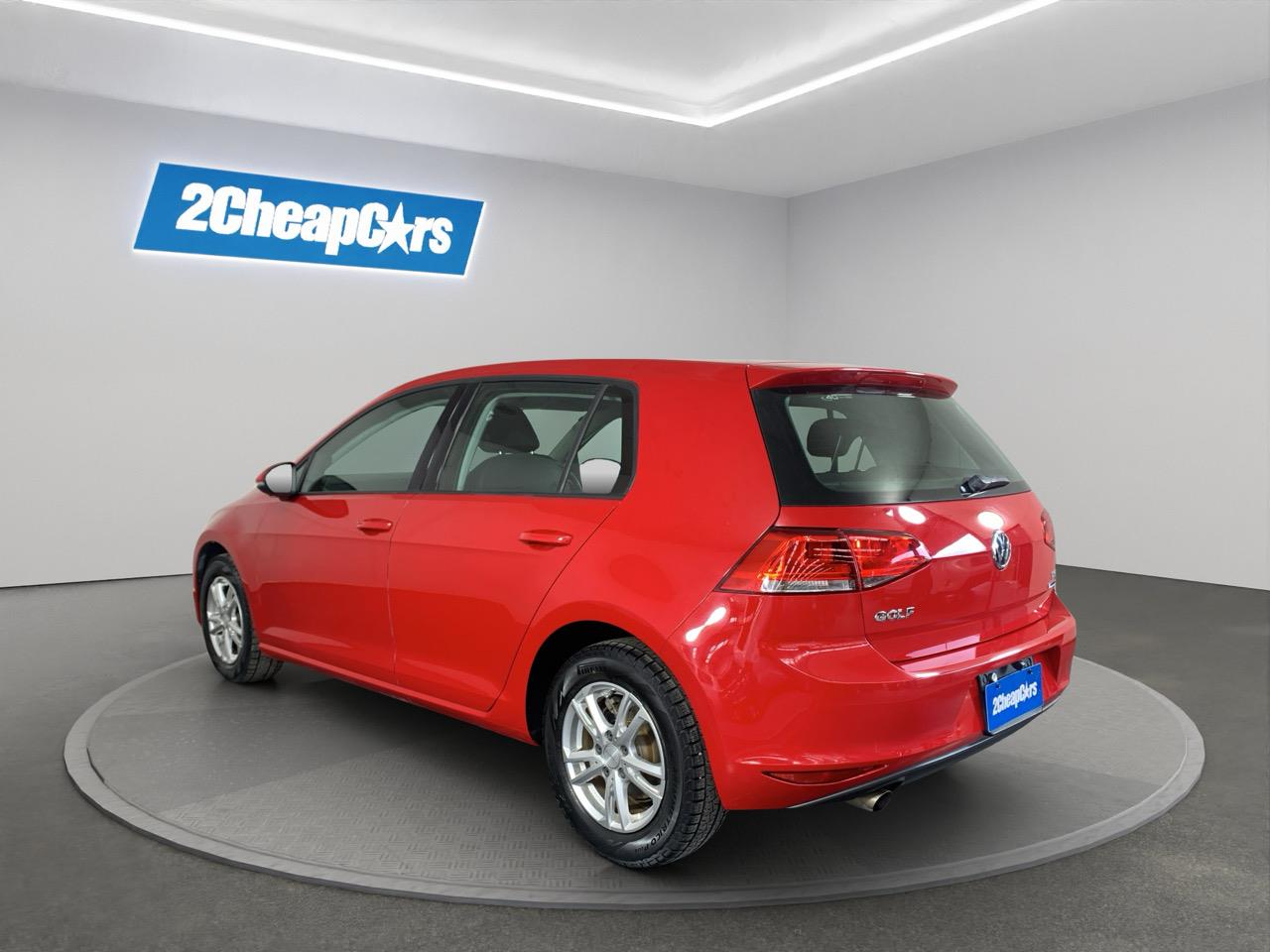 2015 Volkswagen Golf TSI Comfortline Premium Editio Hatchback LOW KM + REVERSING CAMERA