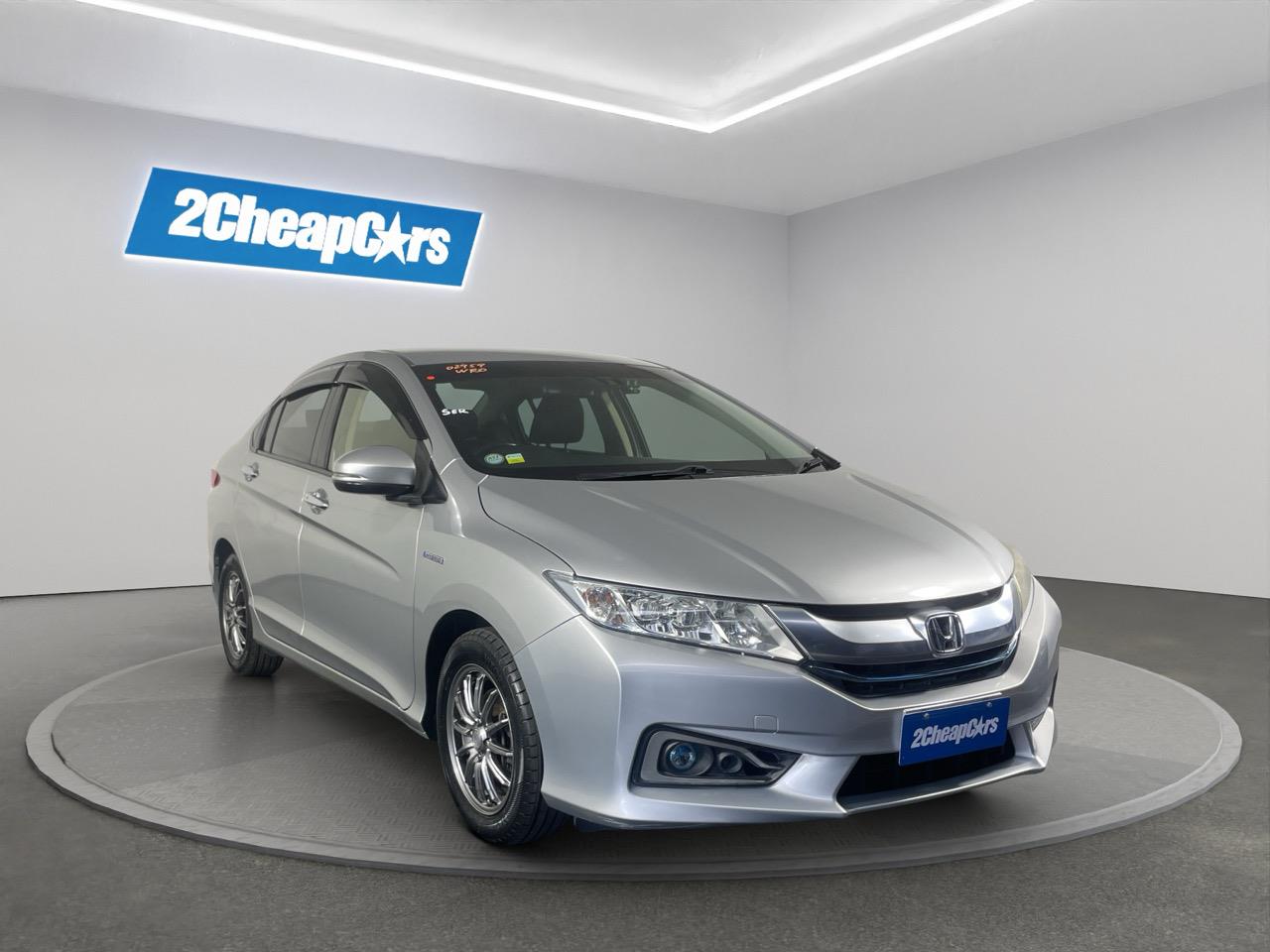 2014 Honda Grace Hybrid LX Sedan LOW KM + REVERSING CAMERA + AUTO LIGHTS