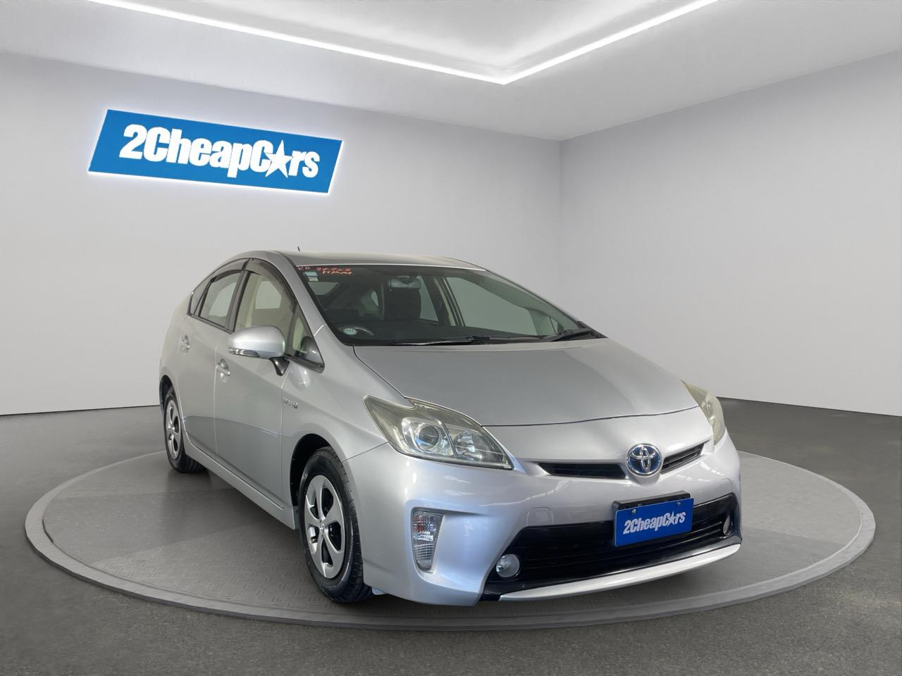 2012 Toyota Prius G Station Wagon REVERSING CAMERA + PUSH START + AUTO LIGHTS