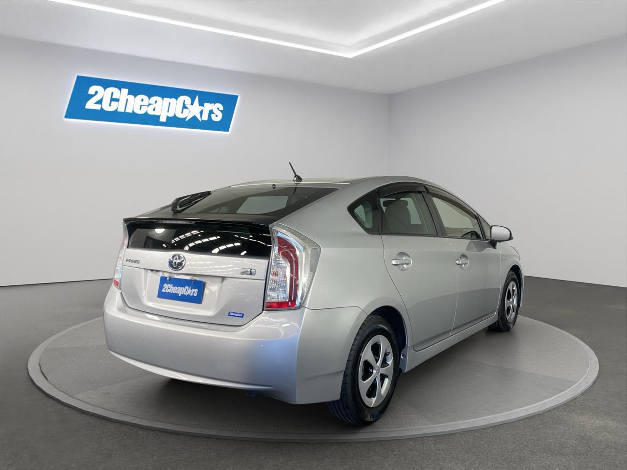 2012 Toyota Prius G Station Wagon REVERSING CAMERA + PUSH START + AUTO LIGHTS