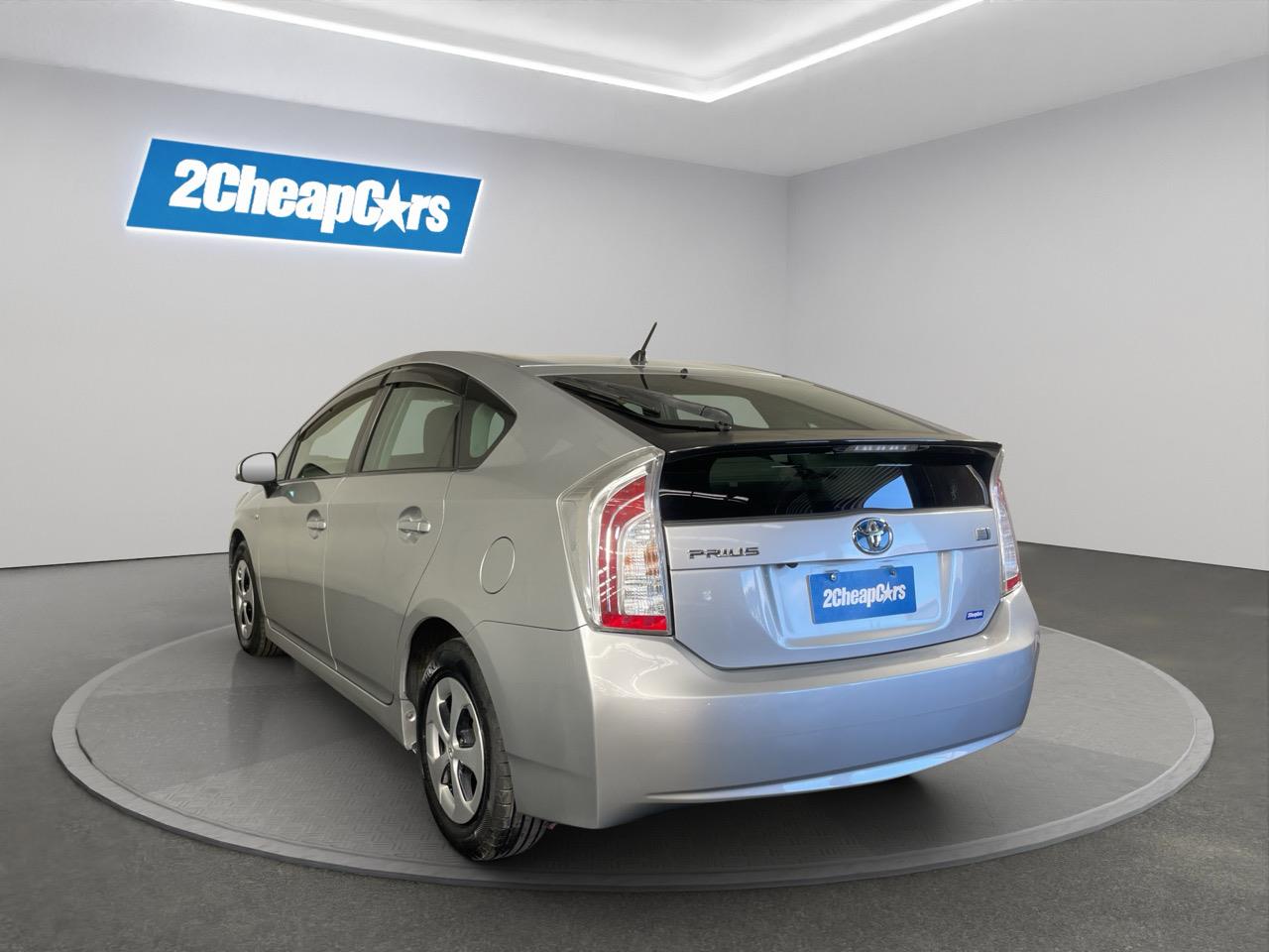 2012 Toyota Prius G Station Wagon REVERSING CAMERA + PUSH START + AUTO LIGHTS