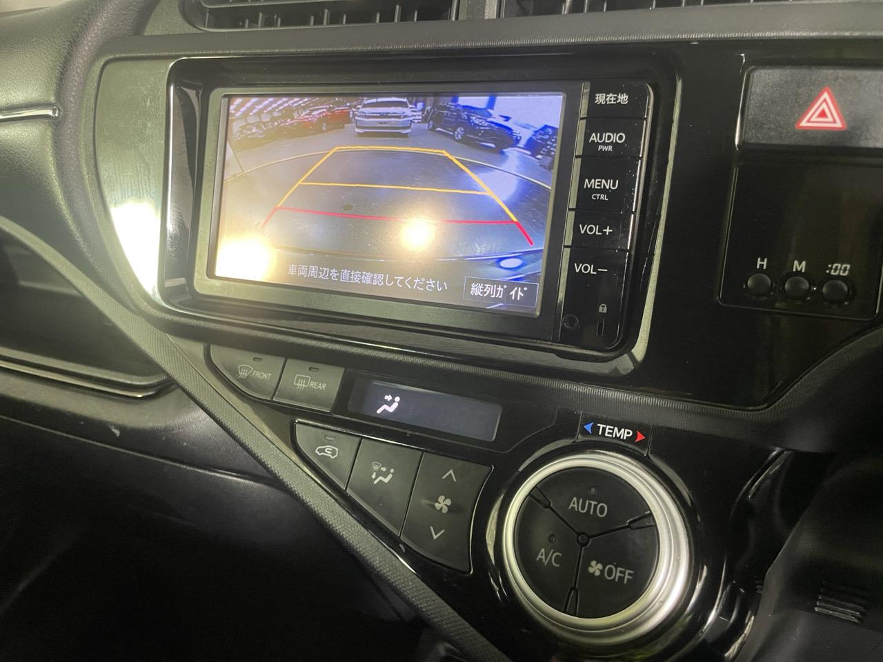 2015 Toyota Aqua X-URBAN Hatchback REVERSING CAMERA + AUTO LIGHTS + PUSH START