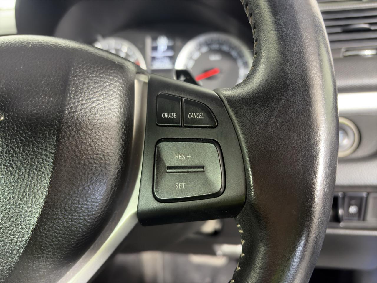 2013 Suzuki Swift RS Hatchback SMART KEY + PADDLE SHIFT + AUTO LIGHTS