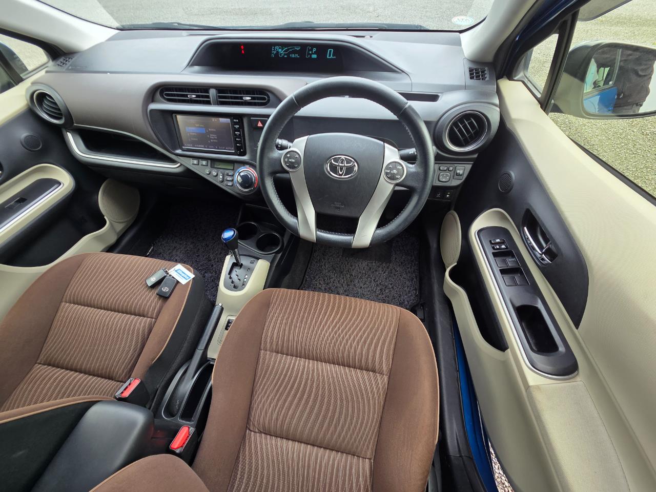 2014 Toyota Aqua G Hatchback PUSH START + REVERSING CAMERA