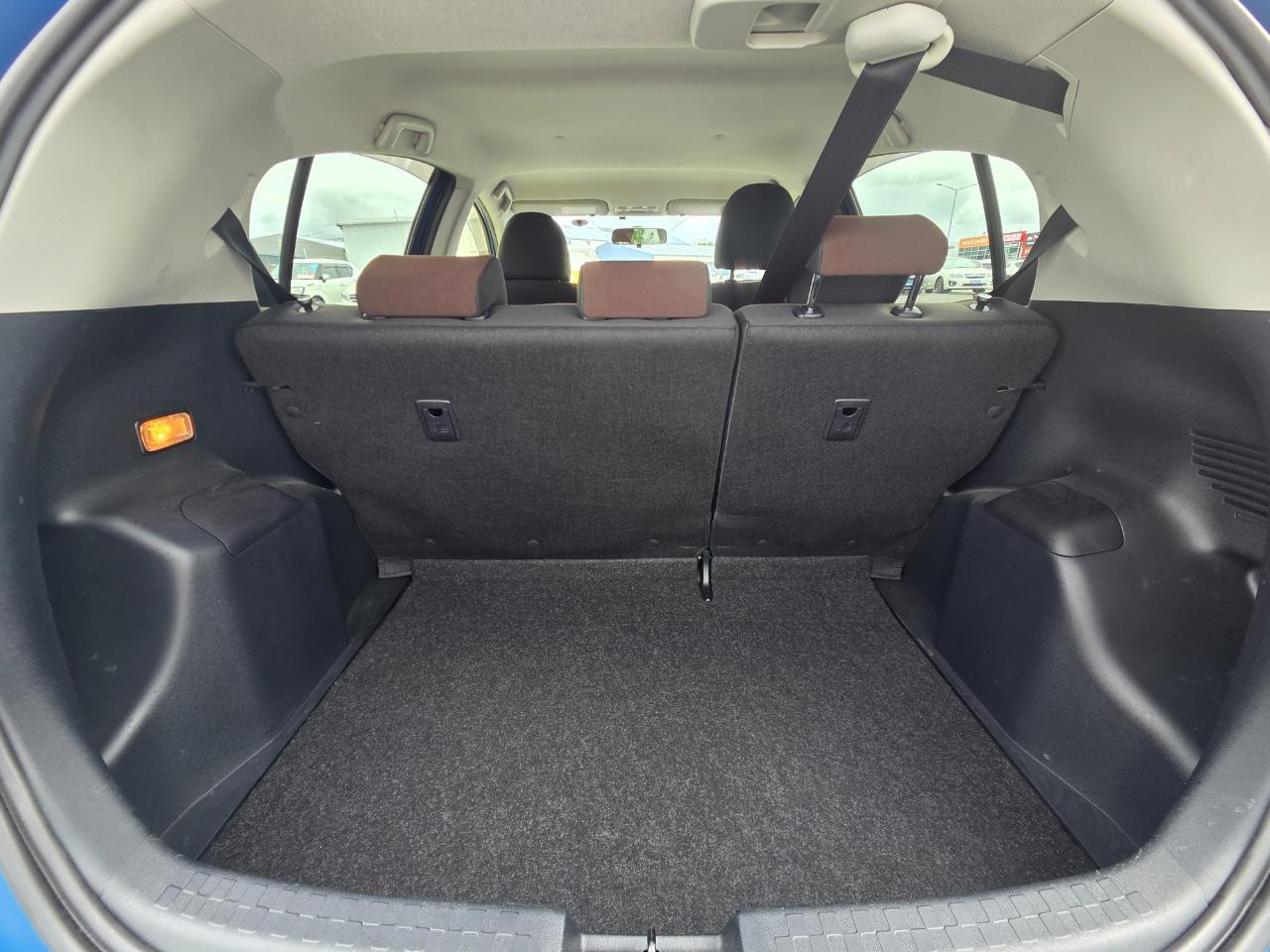 2014 Toyota Aqua G Hatchback PUSH START + REVERSING CAMERA