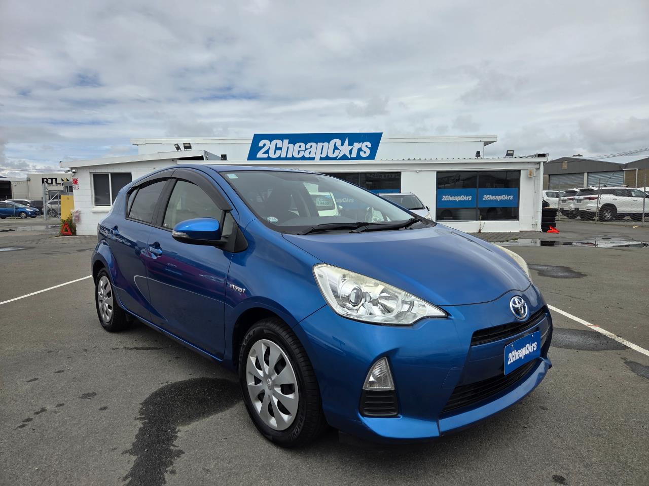 2014 Toyota Aqua G Hatchback PUSH START + REVERSING CAMERA
