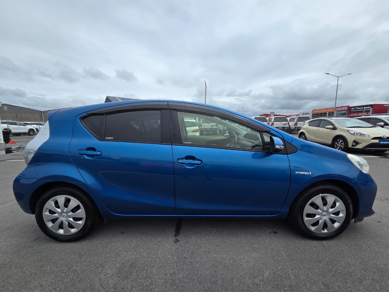 2014 Toyota Aqua G Hatchback PUSH START + REVERSING CAMERA