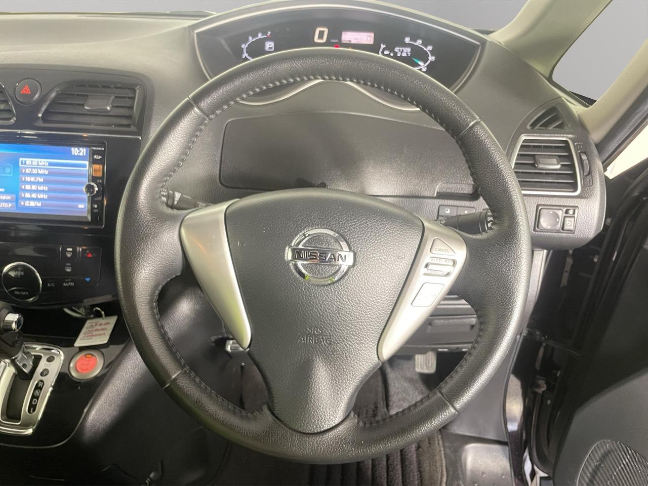 2013 Nissan Serena Hybrid People Mover REVESING CAMERA + PUSH SRART + AUTO LIGHTS