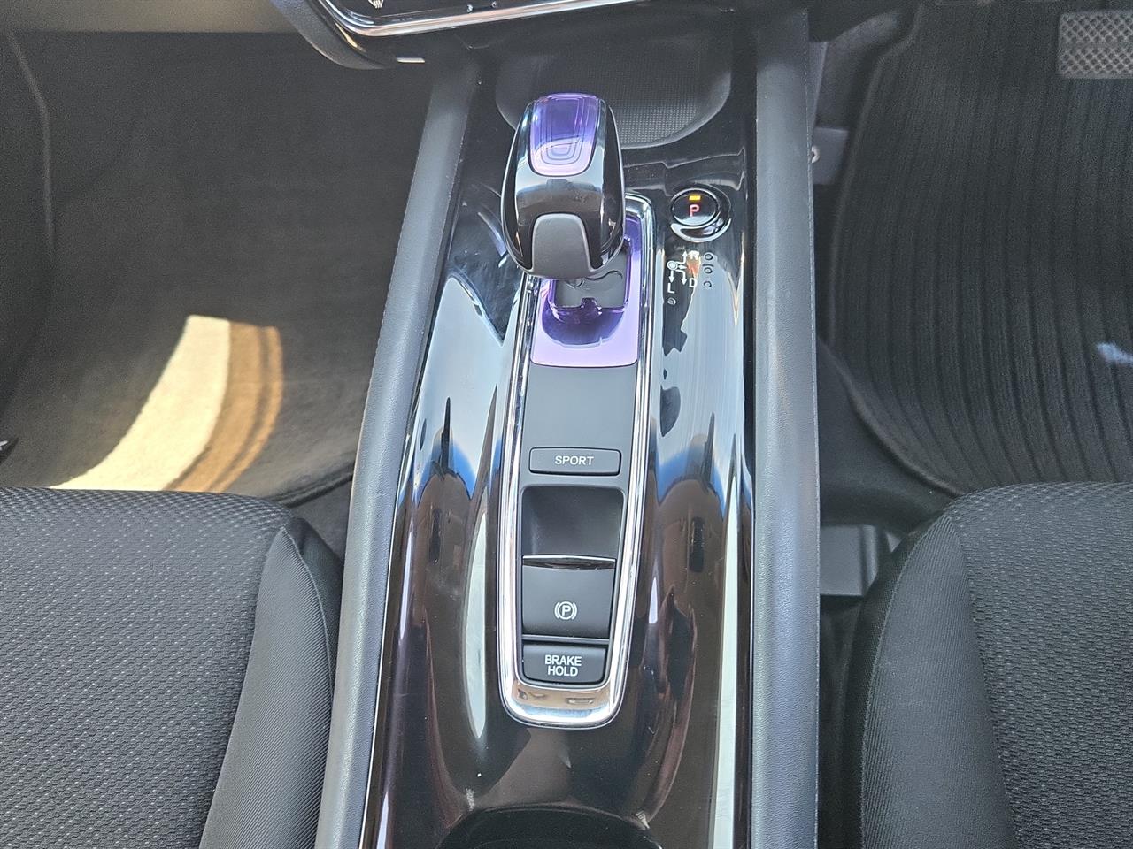 2014 Honda Vezel HYBRID X RV/SUV REVERSING CAMERA + SMART KEY + CRUISE CONTROL