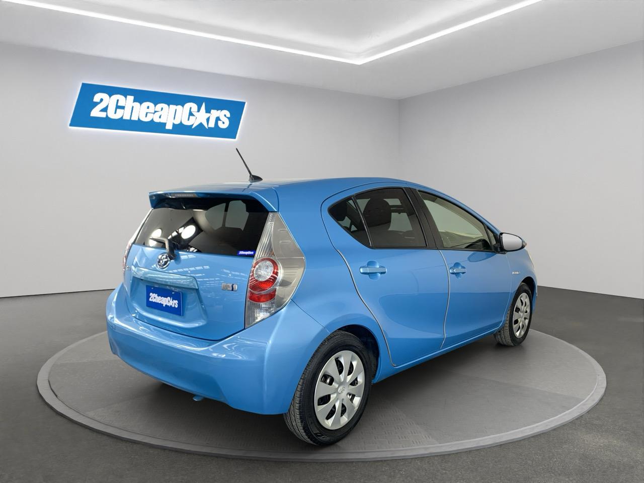 2013 Toyota Aqua S Hatchback PUSH BUTTON START + AUTO LIGHTS + REVERSING CAMERA