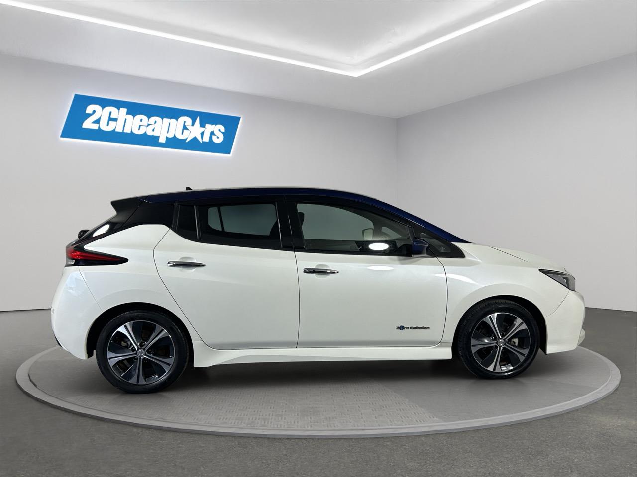 2018 Nissan Leaf 40S Late Model Hatchback REVESING CAMEIA + PUSH START + HEATED SEATS