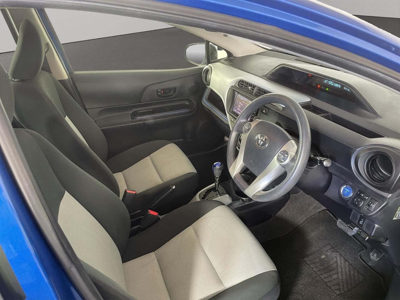 2014 Toyota Aqua S Hatchback REVERSING CAMERA + AUTO LIGHTS + PUSH BUTTON START