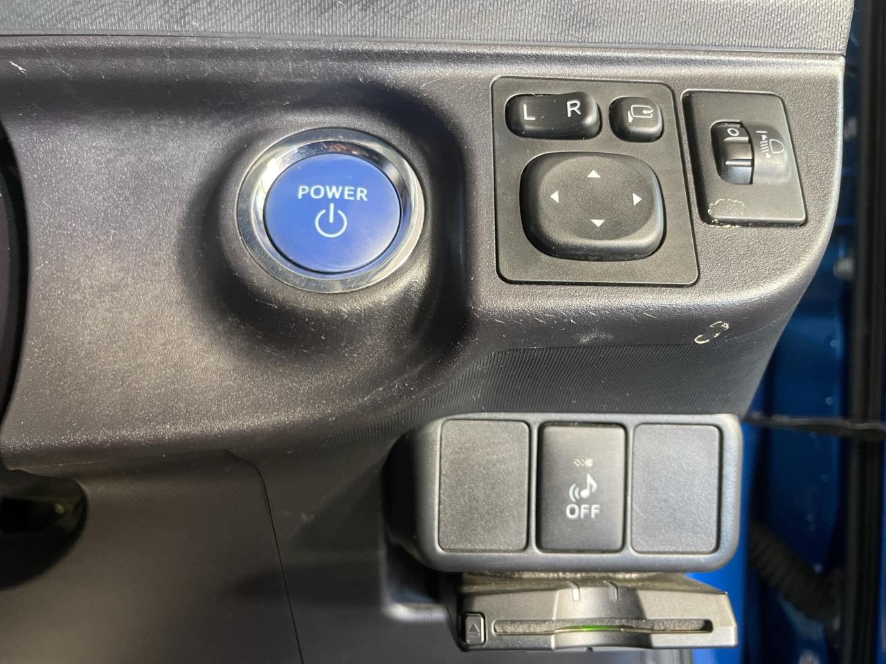 2014 Toyota Aqua S Hatchback REVERSING CAMERA + AUTO LIGHTS + PUSH BUTTON START