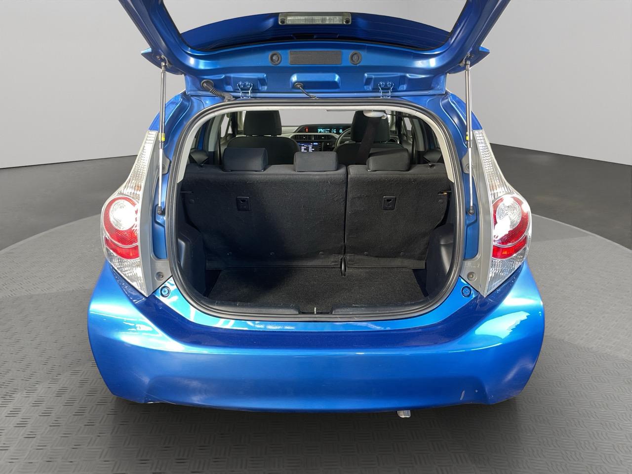 2014 Toyota Aqua S Hatchback REVERSING CAMERA + AUTO LIGHTS + PUSH BUTTON START