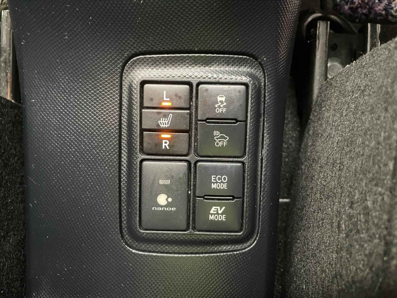 2018 Toyota Aqua New Shape G Hatchback REVERSING CAMERA + PARKING SENSORS