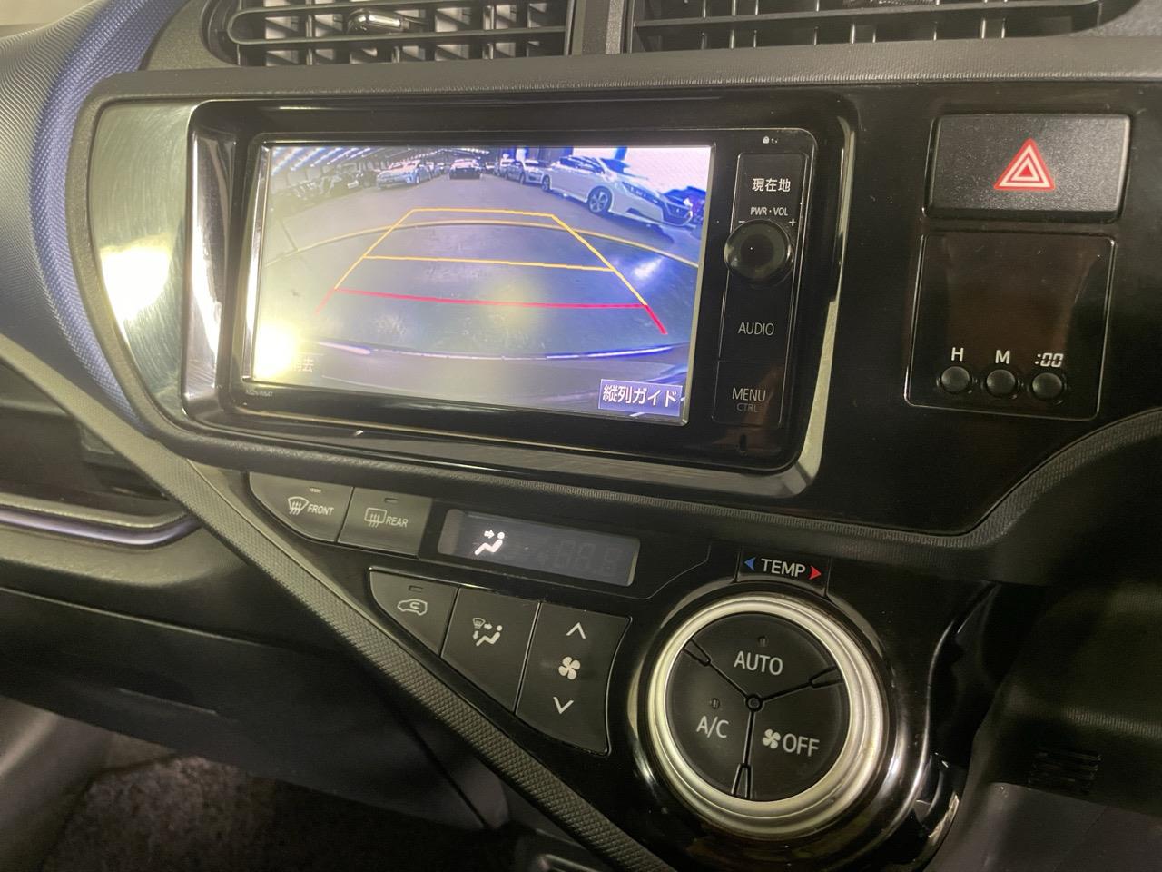 2015 Toyota Aqua Facelift Model S Hatchback REVERSING CAMERA + AUTO LIGHTS + PUSH BUTTON START