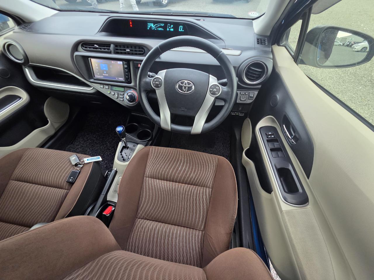 2014 Toyota Aqua G Hatchback SMART KEY + REVERSING CAMERA + PUSH START