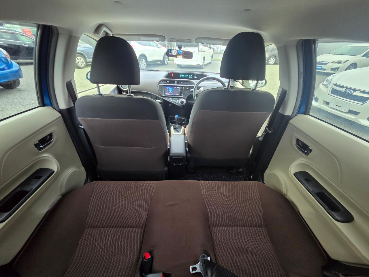 2014 Toyota Aqua G Hatchback SMART KEY + REVERSING CAMERA + PUSH START