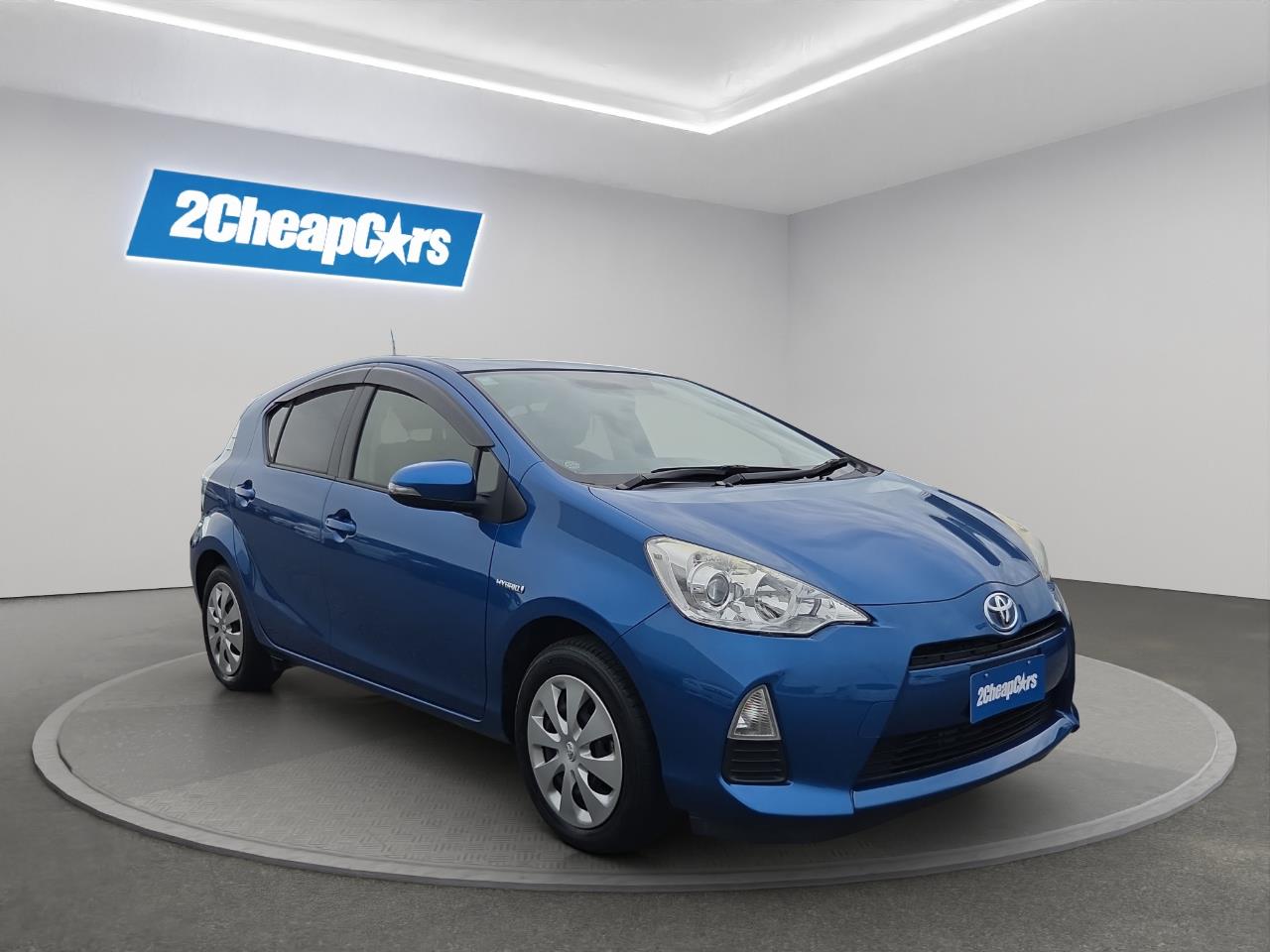 2014 Toyota Aqua G Hatchback SMART KEY + REVERSING CAMERA + PUSH START