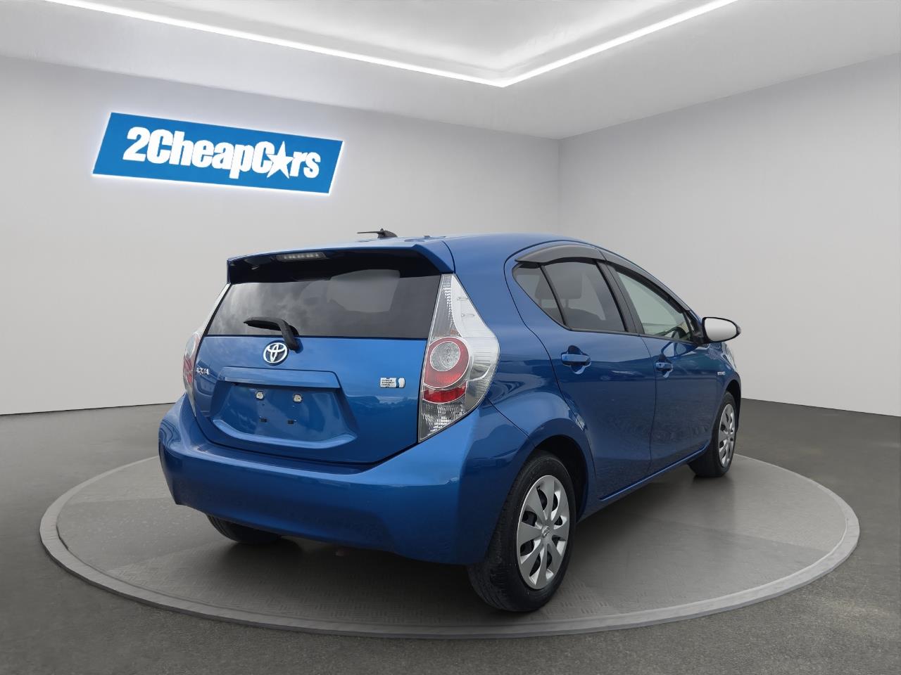 2014 Toyota Aqua G Hatchback SMART KEY + REVERSING CAMERA + PUSH START