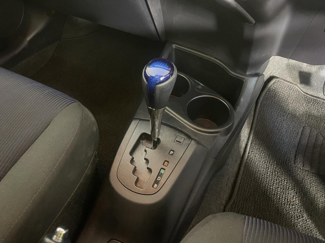 2015 Toyota Aqua Facelift Model S Hatchback REVERSING CAMERA + AUTO LIGHTS + PUSH START