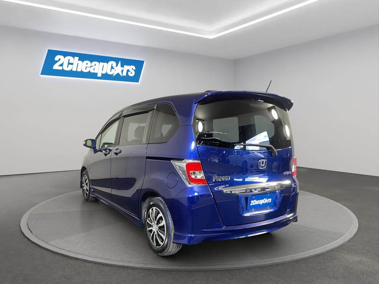 2014 Honda Freed Hybrid People Mover POWER SLIDING DOOR + REVERSING CAMERA
