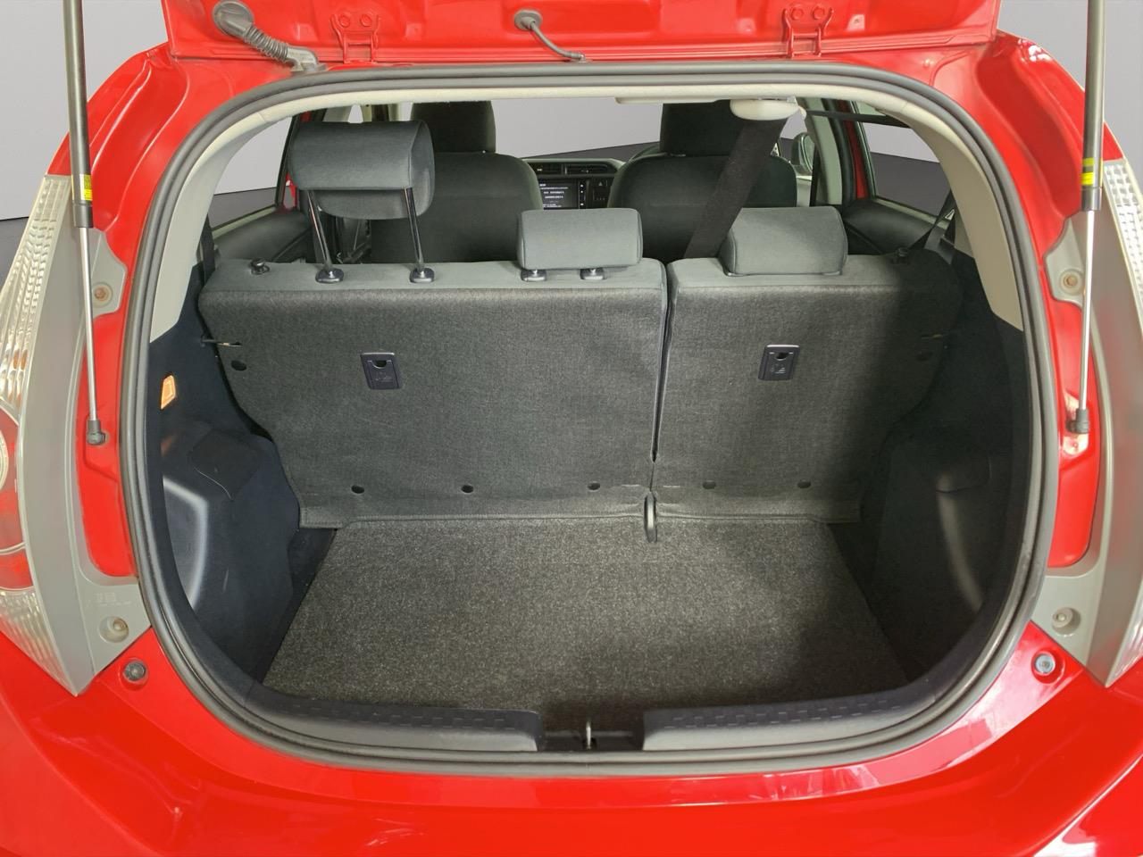 2014 Toyota Aqua S Hatchback HEATED SEATS + PUSH BUTTON START + AUTO LIGHTS 