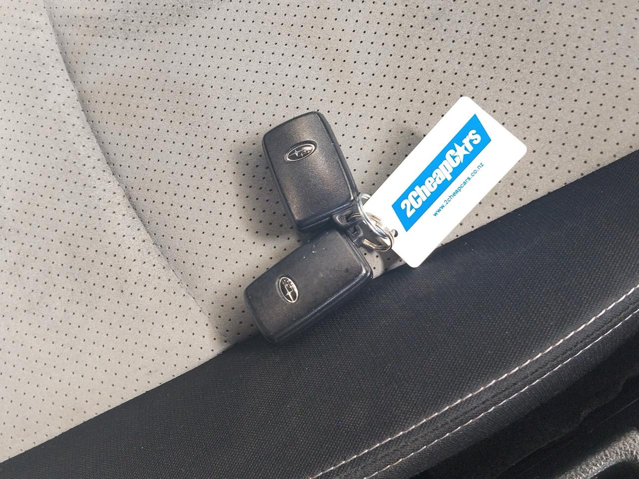 2014 Subaru XV HYBRID AWD RV/SUV AWD + CRUISE CONTROL + POWER ADJUSTMENT SEATS