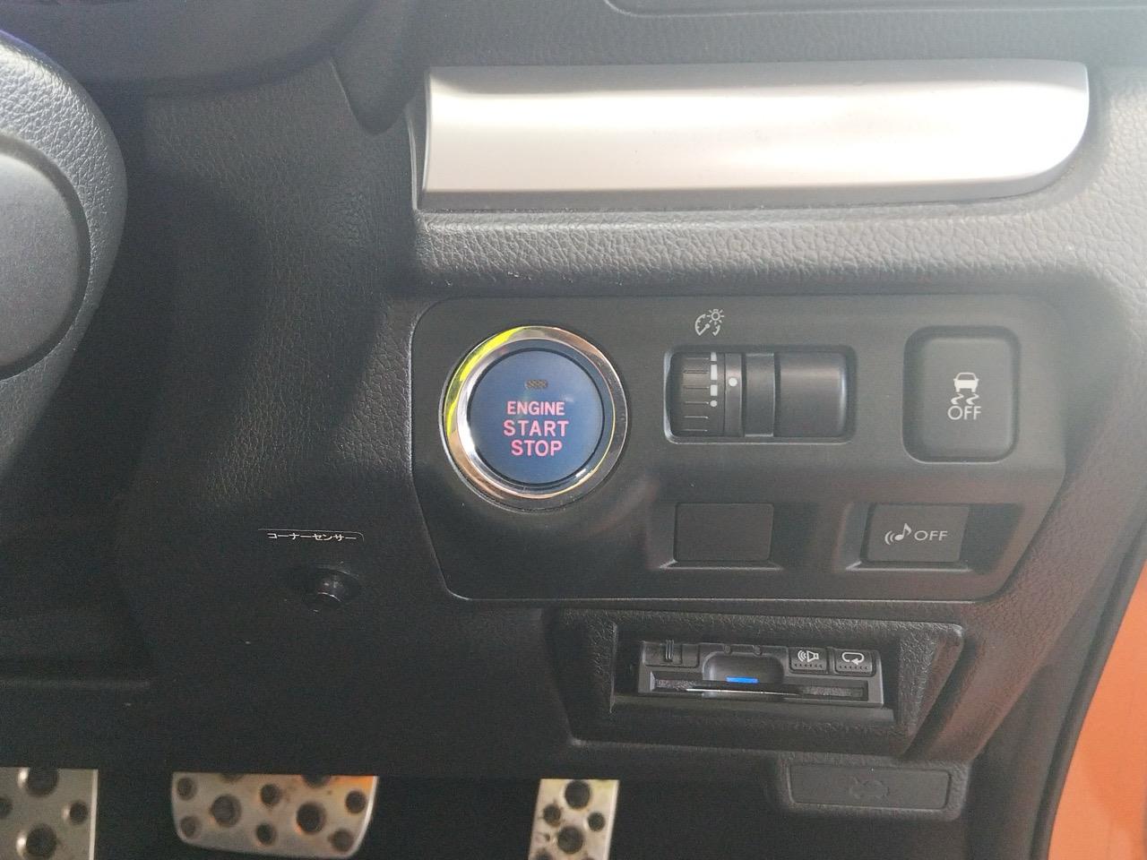 2014 Subaru XV HYBRID AWD RV/SUV AWD + CRUISE CONTROL + POWER ADJUSTMENT SEATS