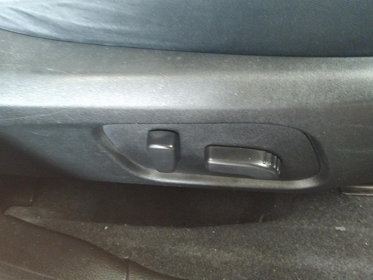 2014 Subaru XV HYBRID AWD RV/SUV AWD + CRUISE CONTROL + POWER ADJUSTMENT SEATS