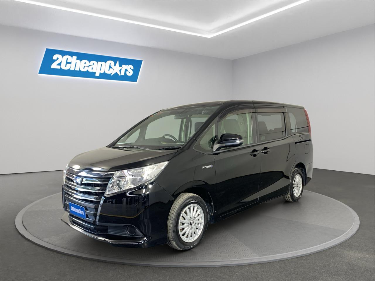 2015 Toyota Noah Hybrid People Mover