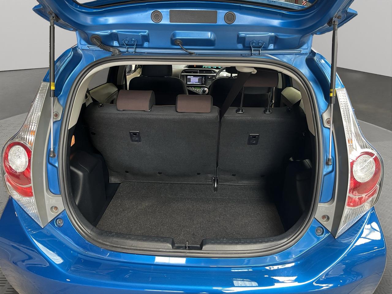 2012 Toyota Aqua G Hatchback HEATED SEATS + REVERSING CAMERA + SMART KEY