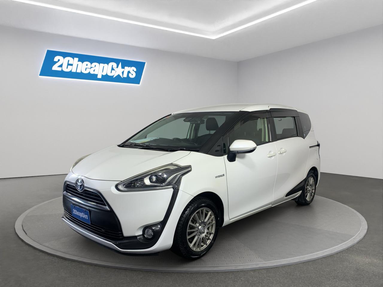 2015 Toyota Sienta Hybrid Hatchback
