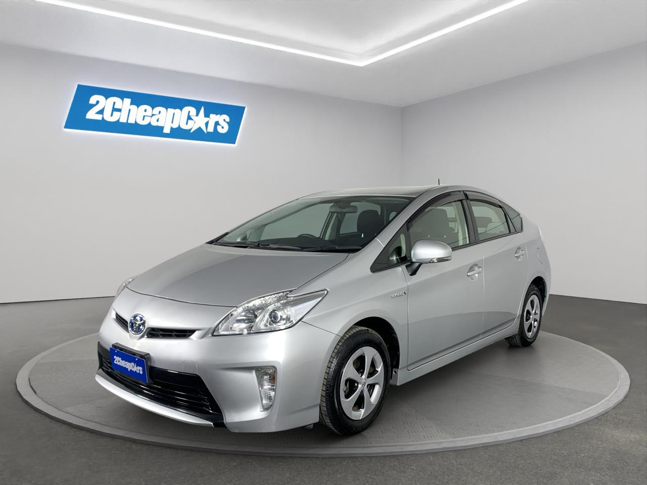 2014 Toyota Prius Hybrid Hatchback