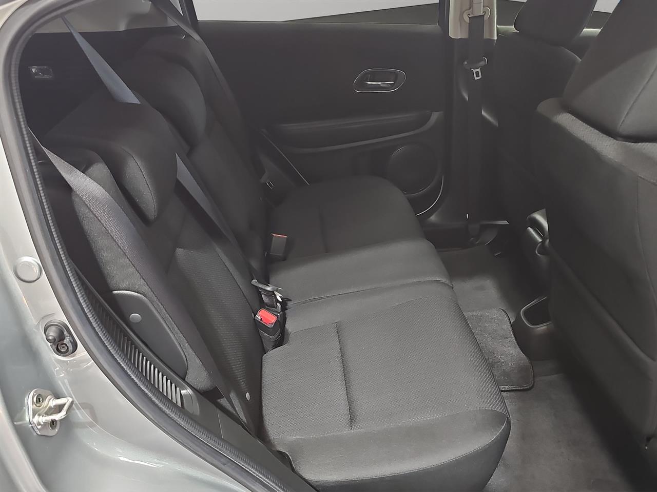 2014 Honda Vezel HYBRID X Hybrid SMART KEY + CRUISE CONTROL + PADDLE SHIFT