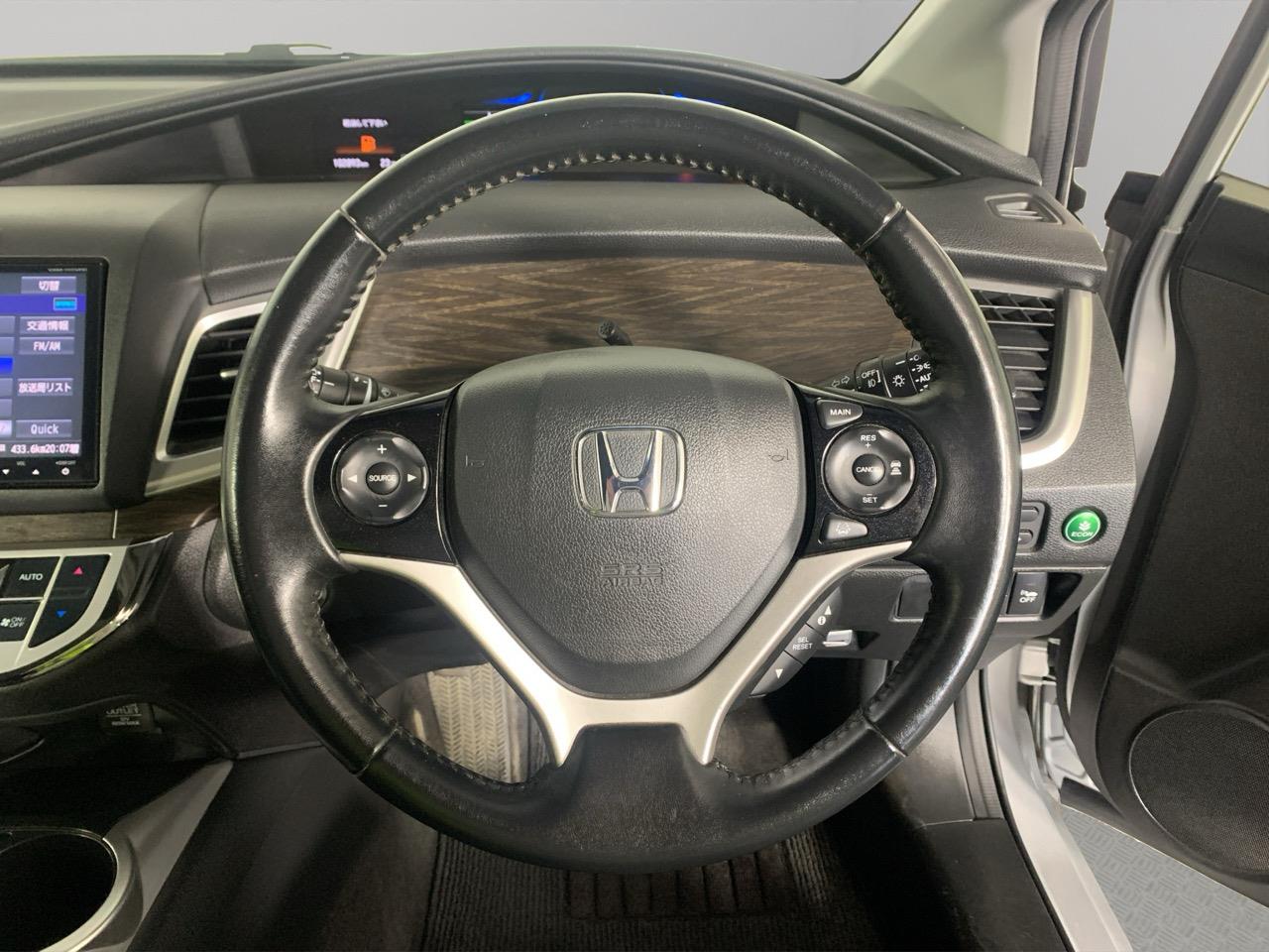 2015 Honda JADE HYBRID Z People Mover REVESING CAMERA + CRUISE CONTROL