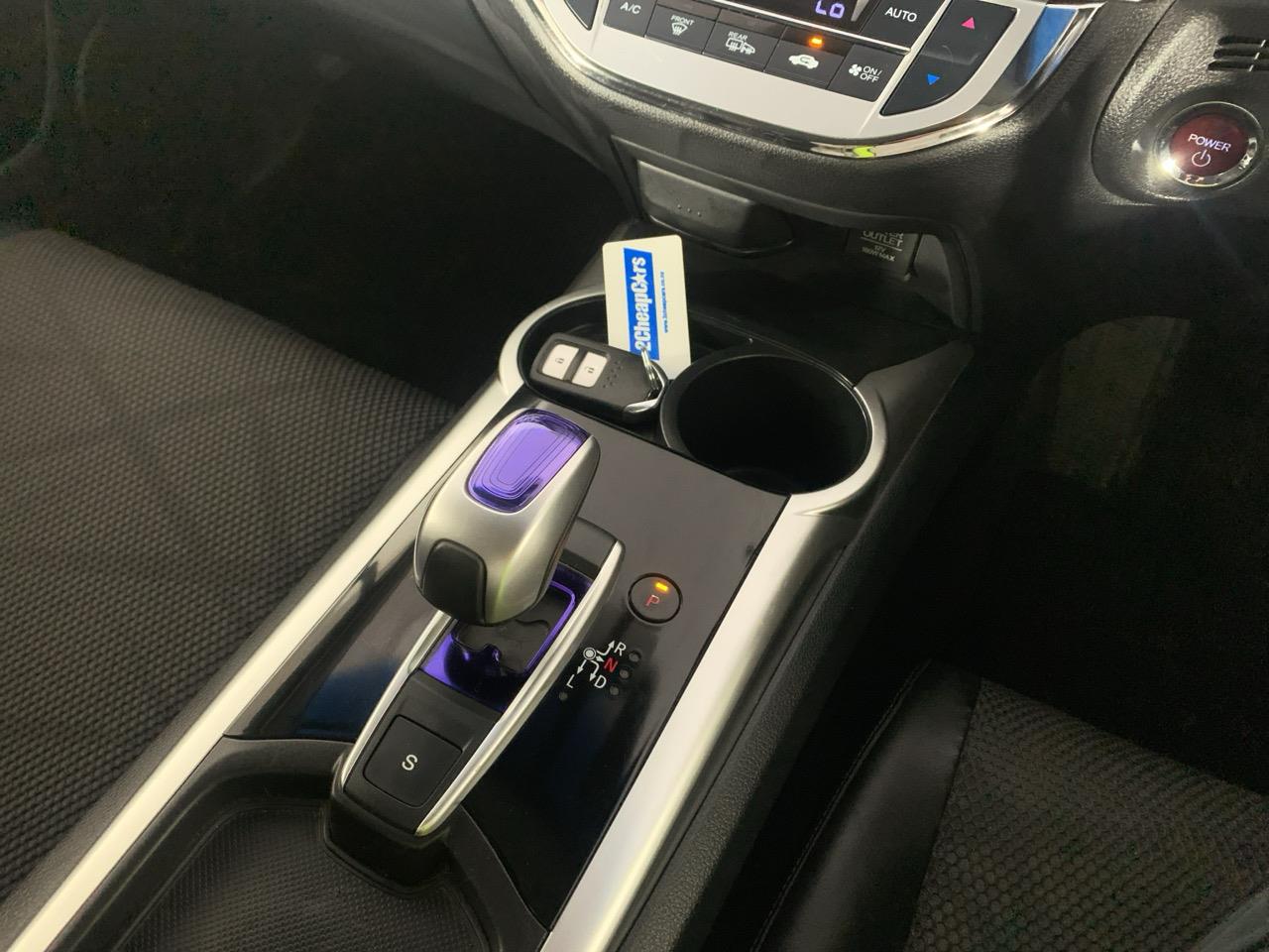 2015 Honda JADE HYBRID Z People Mover REVESING CAMERA + CRUISE CONTROL