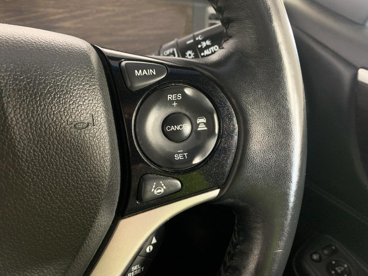 2015 Honda JADE HYBRID Z People Mover REVESING CAMERA + CRUISE CONTROL