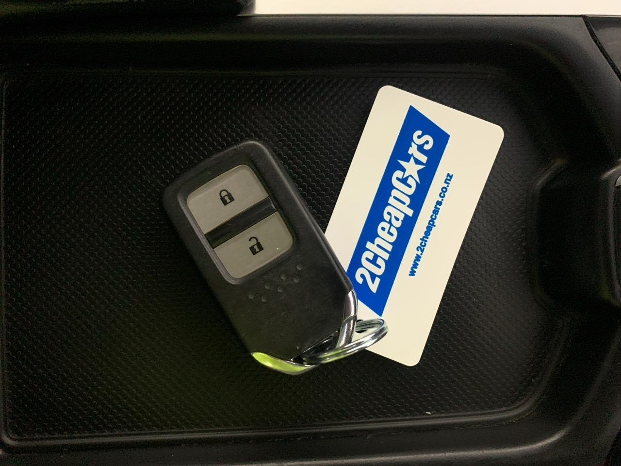 2015 Honda JADE HYBRID Z People Mover REVESING CAMERA + CRUISE CONTROL