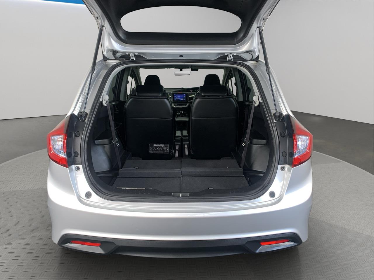 2015 Honda JADE HYBRID Z People Mover REVESING CAMERA + CRUISE CONTROL