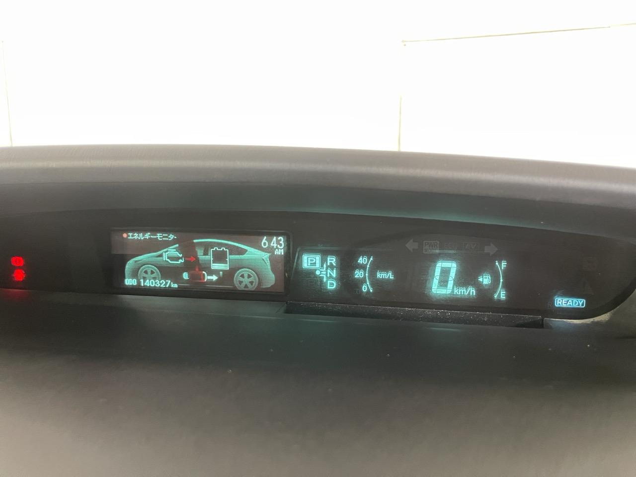 2012 Toyota Prius S Station Wagon REVERSING CAMERA + AUTO LIGHTS + PUSH START