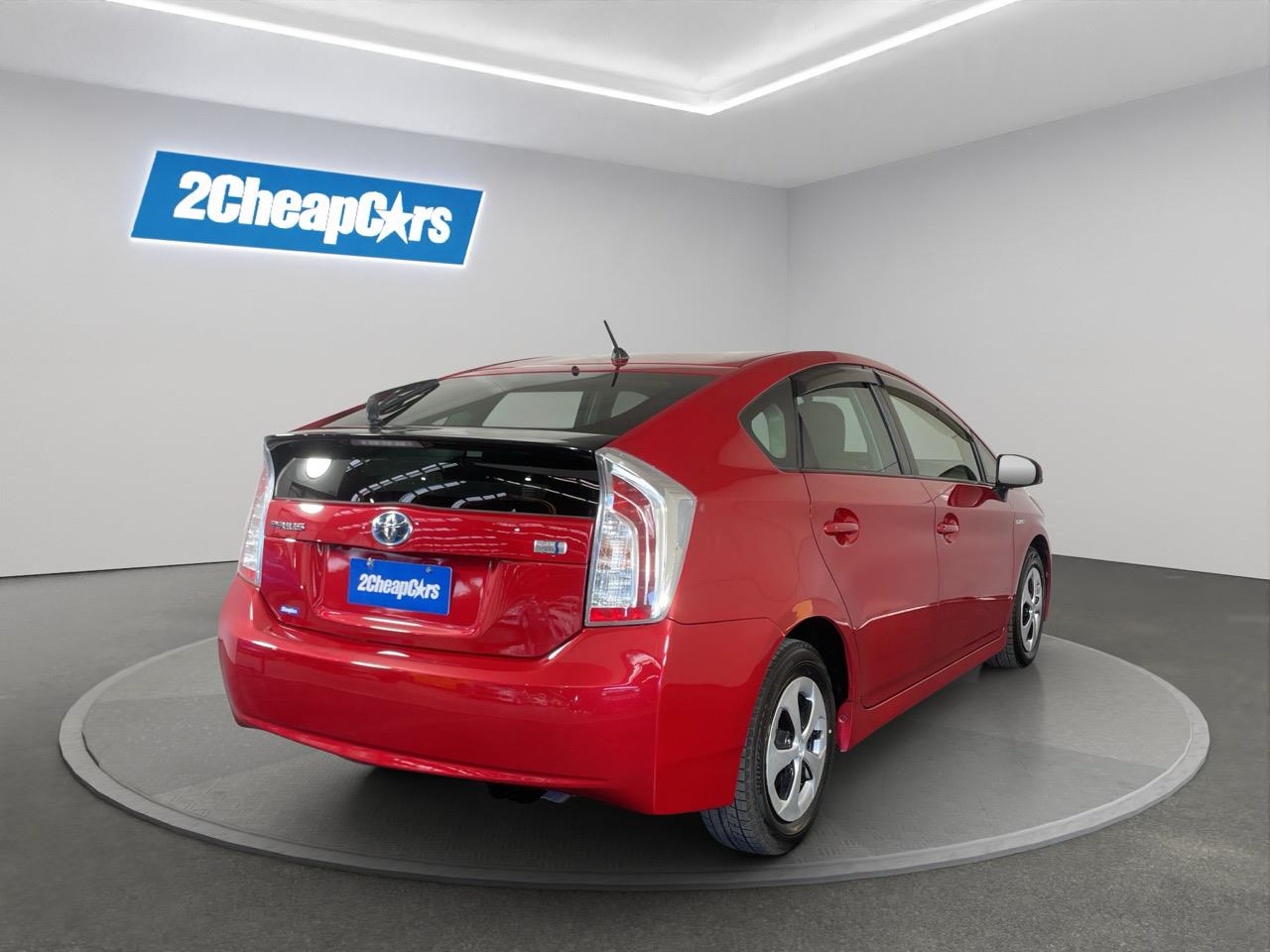2012 Toyota Prius S Station Wagon REVERSING CAMERA + AUTO LIGHTS + PUSH START