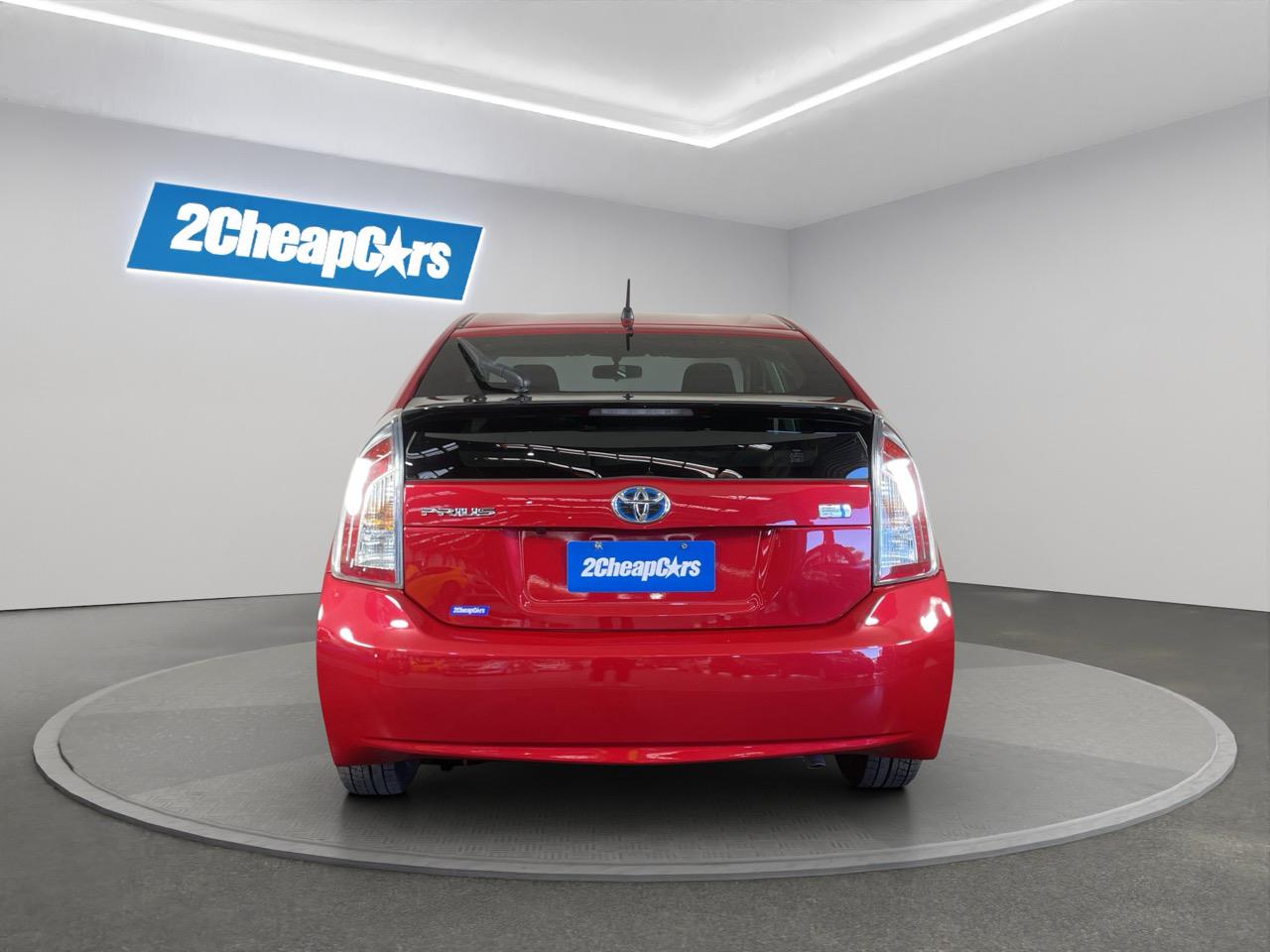 2012 Toyota Prius S Station Wagon REVERSING CAMERA + AUTO LIGHTS + PUSH START