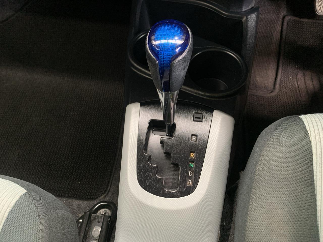 2013 Toyota Aqua S Hatchback REVERSING CAMERA + PUSH BUTTON START + AUTO LIGHTS