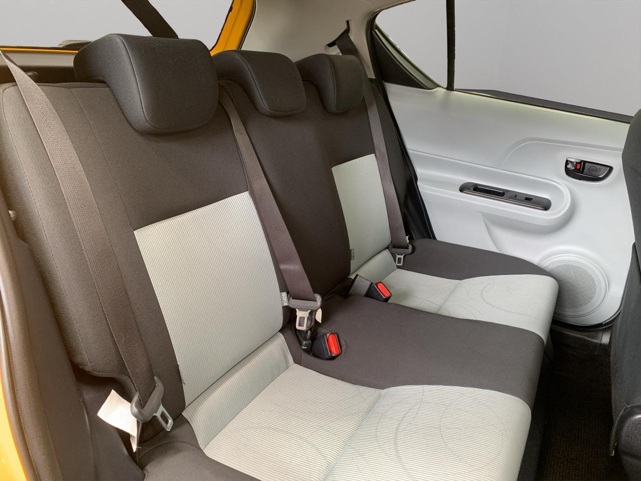 2013 Toyota Aqua S Hatchback REVERSING CAMERA + PUSH BUTTON START + AUTO LIGHTS