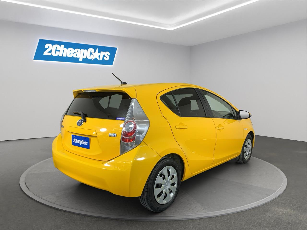 2013 Toyota Aqua S Hatchback REVERSING CAMERA + PUSH BUTTON START + AUTO LIGHTS