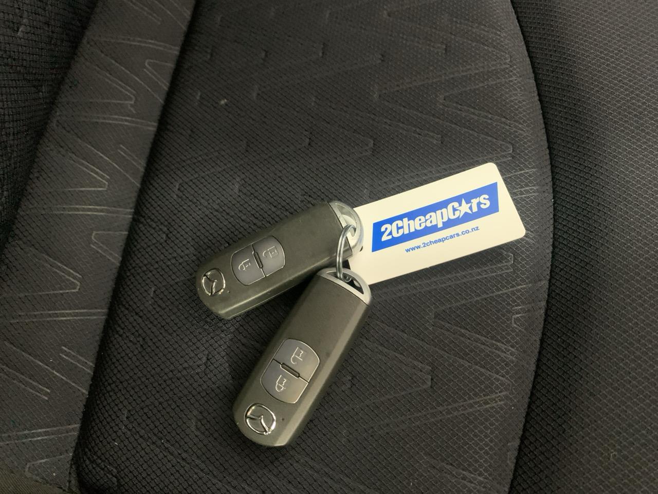 2016 Mazda Demio 2 New Shape Skyactive Hatchback LOW KMS + PUSH BUTTON START + REVERSING CAMERA