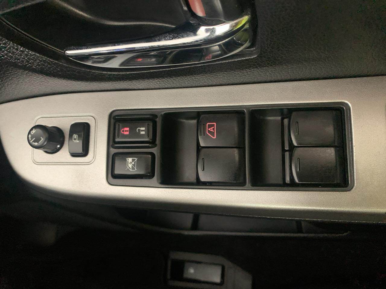 2013 Subaru XV HYBRID 2.0 L EYESIGHT AWD RV/SUV AWD + EYE SIGHT SYSTEM + CRUISE CONTROL