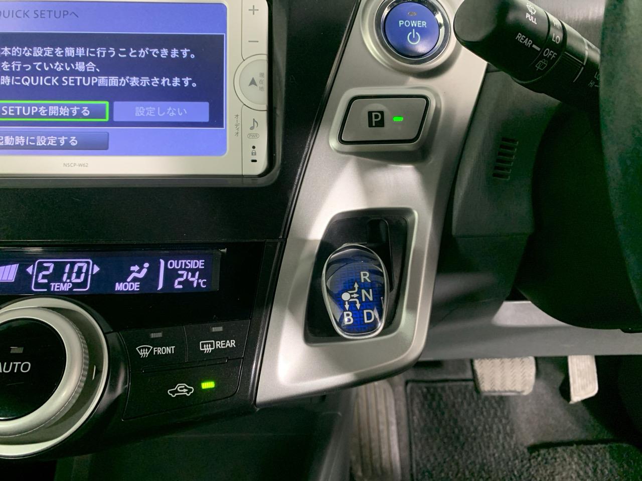 2012 Toyota Prius Alpha G 7 Seaters People Mover CRUISE CONTROL + PUSH BUTTON START + AUTO LIGHTS